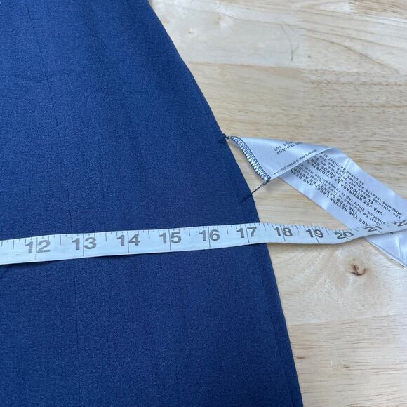 Dress The Population NWT Sandra Plunging V-Neck Sleeveless Crepe Gown Size S - Picture 7 of 9